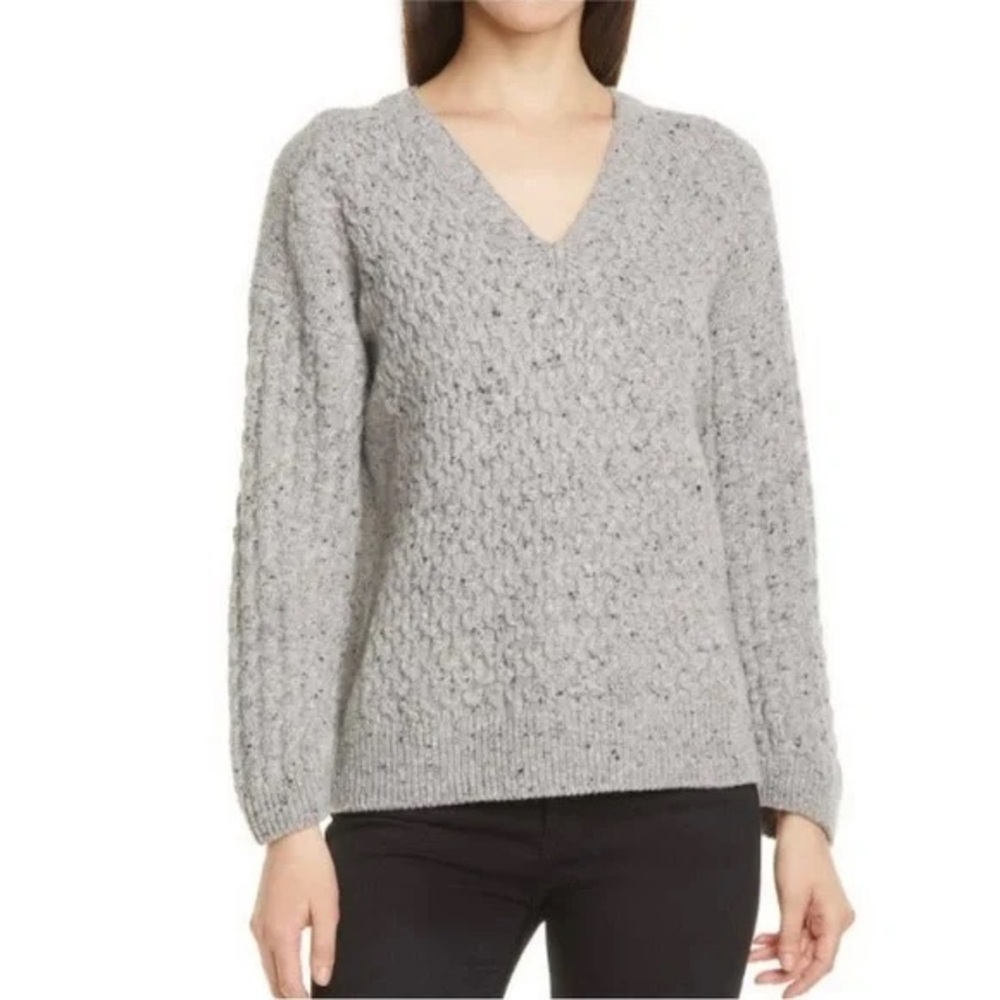 Vince merino wool blend v neck sweater in grey